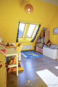 3-izbový podkrovný byt s parkovaním v pokojnej časti Rajky - 12