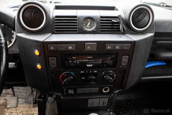 Land Rover Defender 110 SW, 90kW, (2007) - 12
