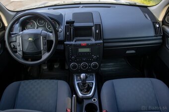 Land Rover Freelander 2 2.2 TD4 S - 12
