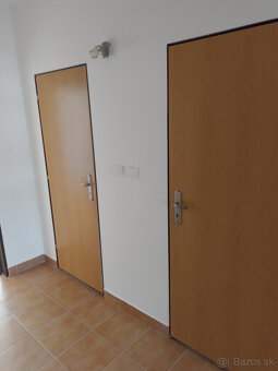 3 izbovy byt na prenajom - 12