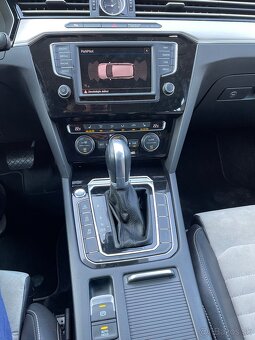 VW Passat 2 TDi 140 kW, 4 motion Highline - 12