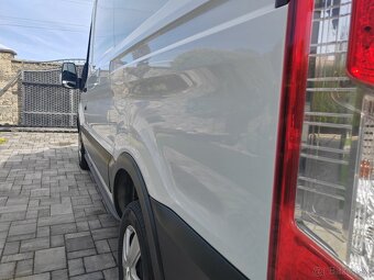 Ford Transit 3 miest L2H2 - 12