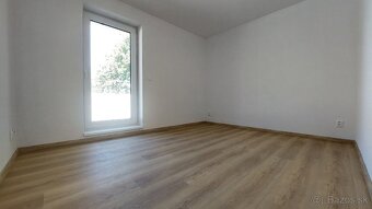 PREDAJ - NOVOSTAVBY - ZLATÉ MORAVCE - 12