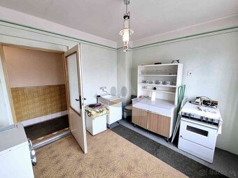Priestranný 4-izbový dom s vedľajšou budovou Gabčíkovo - 12