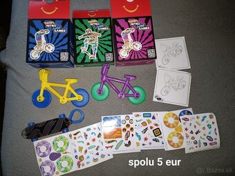 Rôzne hračky autá lietadlá bábiky - 12