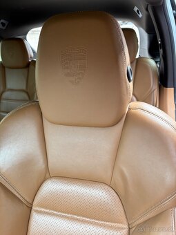 Porsche Cayenne - 12