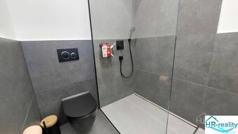 Pag, Novalja – zariadený penthouse v II. rade od mora - 12