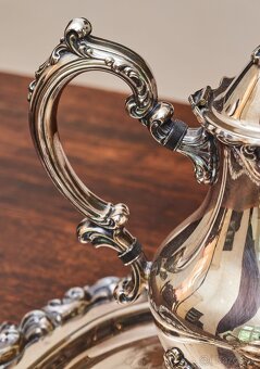 Kávový a čajový servis Oneida Heirloom – Venetian Scroll - 12