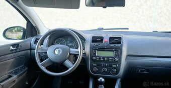 Volkswagen Golf V 1.9TDI - 12