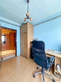 Pražský typ byt Nad Jazerom, Vážecká ulica - 12