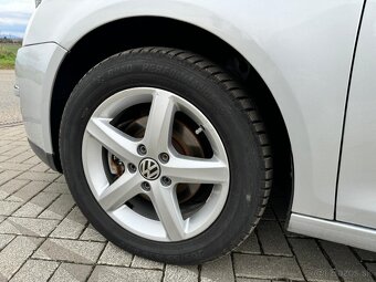 Volkswagen Jetta - 12