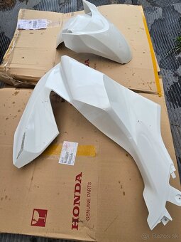 Plasty honda pcx - 12