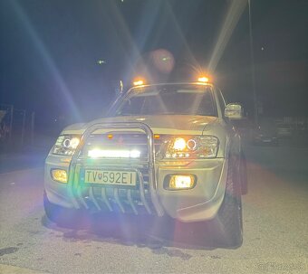 Predám Mitsubushi Pajero 3.2 DID - 12