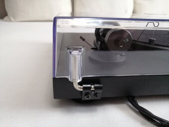 PRO-JECT DEBUT III - HIFI gramofón - 12