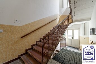 Kancelárske priestory v historickej budove - Tajovského ul. - 12