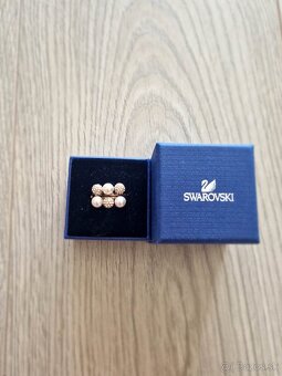 Swarovski - 12