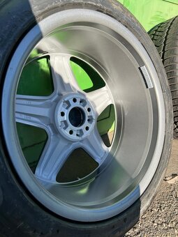 Zimná sada disky Mercedes GLA, r19, 235/45R19 - 12
