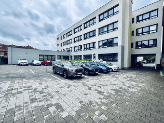 Prenájom obchodný priestor 112 m2, Jarková ul. - 12