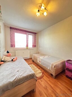 3izb. byt s loggiou, 72m2 - sídlisko Západ - 12