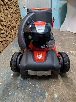Kosačka  Husqvarna LC 348V - 12