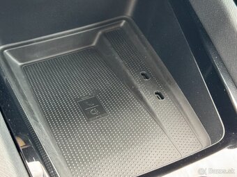 Škoda Octavia Kombi 2.0 TDI Style Automat Virtual cockpit - 12