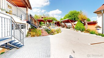 rozľahlý 7i dvojgeneračný rodinný dom , Horné Dubové - 12