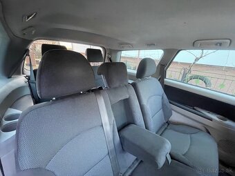 Mitsubishi Grandis 7-miestne - 12