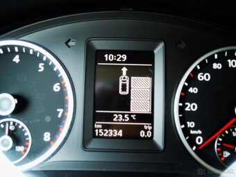 Volkswagen Tiguan 1.4TSi 92KW-SERVIS-BRZDY-PNEU - 12
