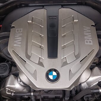 Predám BMW 750li - 12