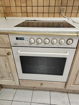 Masívna kuchynská linka z Nemecka so spotrebičmi - 12