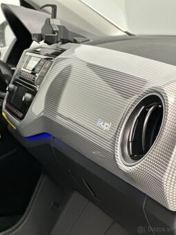 Volkswagen e-UP - 12