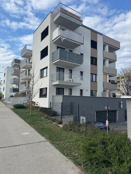 PANORAMA Nitra, novostavba, garážové státie, balkón - 12