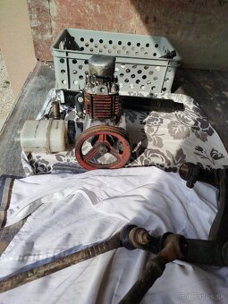 Avia A 31 komplet servo - 12