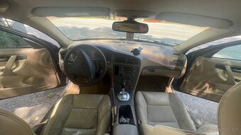 Volvo S60 2.4 - 12