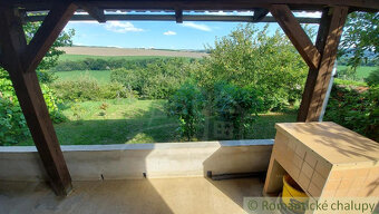 Chata s peknou, udržiavanou záhradou v ZO Opendáky, okr. S - 12