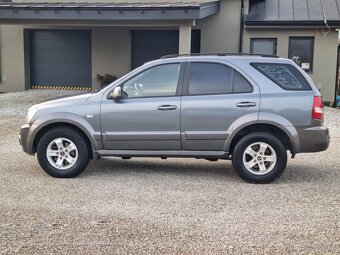 KIA SORENTO 2,5CRDi 4x4 - 12