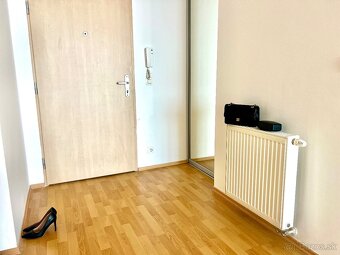 TOP ADRESA Veľký 2i.BYT V PROJEKTE TRI VEŽE S ÚŽASNÝM VÝHĽA - 12