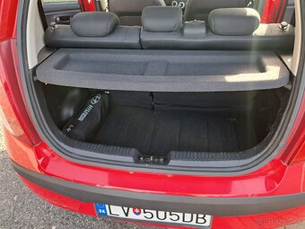 Hyundai i10 - 12
