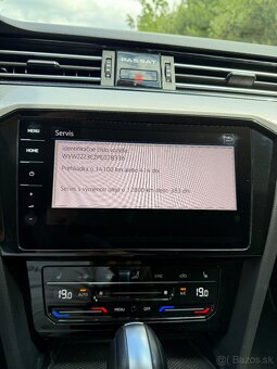 Volkswagen Passat - 12