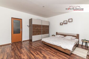 RODINNÝ DOM – KOMJATICE, OKR. NOVÉ ZÁMKY – 732M2 POZEMOK - 12