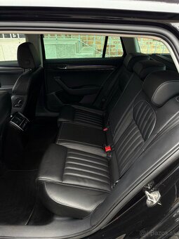 Superb Premium 2.0tdi DSG MATRIX VIRTUAL - 12