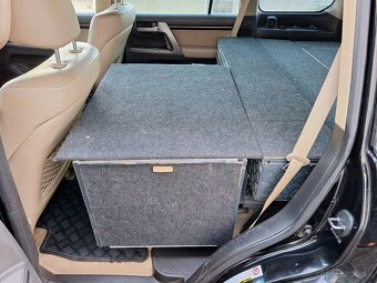 Toyota Land Cruiser 200 4.5 V8 D-4D - 12
