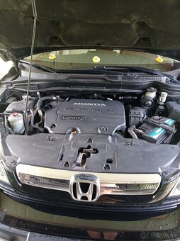 Predám túto Max zachovalu Hondu crv.r.v 2007.103 kw diesel l - 12