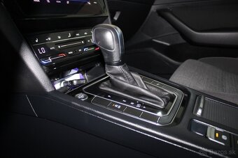 Volkswagen Passat Variant 2.0 TDI EVO Business DSG,1.majiteľ - 12