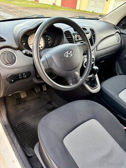 Hyundai i10, r.v. 2011, 1.1 benzín - 12