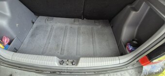 Kia Rio - 12