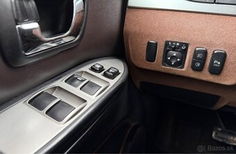 Mitsubishi Pajero IV 3.2 DI-D - 12