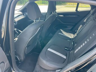 BMW X2 xDrive25e - 12