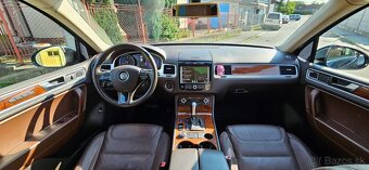 Volkswagen Touareg VR6 3.6 LUX KomfortBenzínPanorama - 12