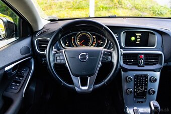 Volvo V40 D3 2.0L 150k Momentum - 12